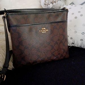 Coach signature handbags